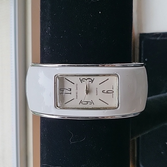 Original white metal bangle clasp watch - Picture 2 of 8